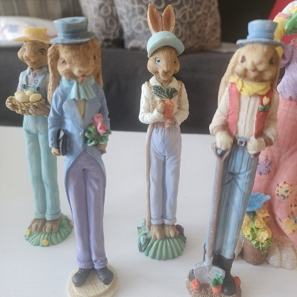 Colorful Rabbit Figurine Set - Picture 6 of 10